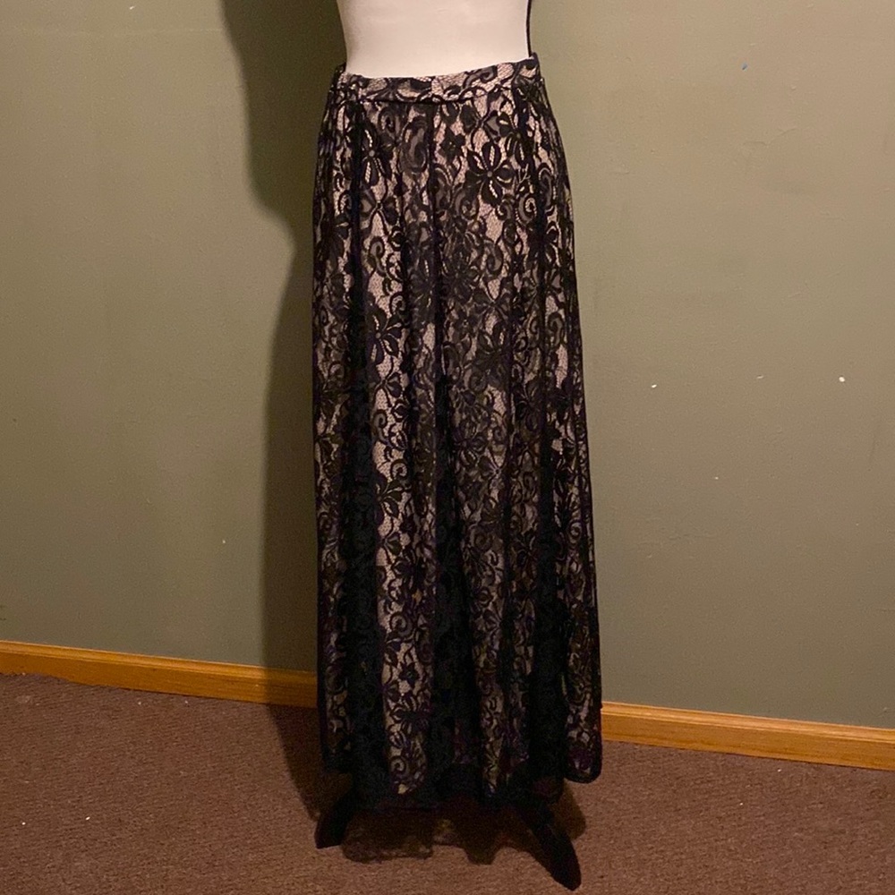 Floral Lace Maxi Skirt